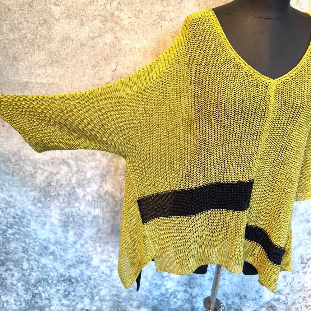 Alembika Knit Tunic Top - Chartreuse & Black - Small - Picture 3 of 8
